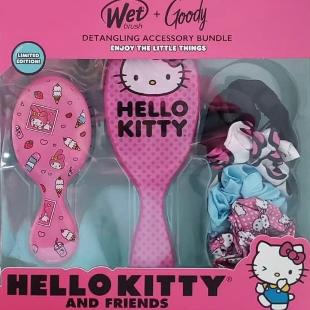 Hello Kitty and Friends Wet Brush + Goody Detangling Accessory Bundle